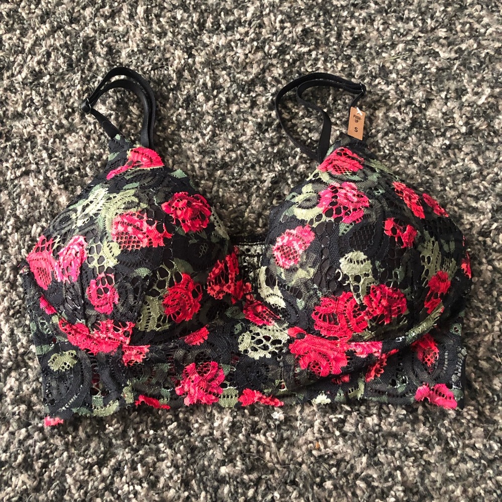 Pink Victoria’s Secret Push-Up Lace Bralette